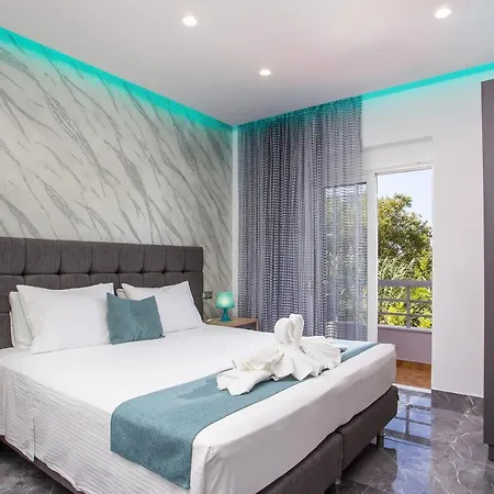 Aparthotel Platoni Elite
