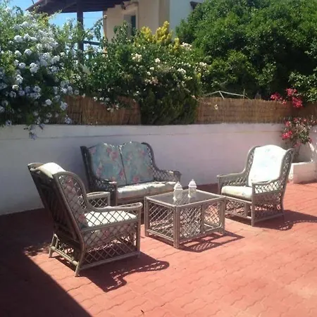 Platoni Elite Aparthotel